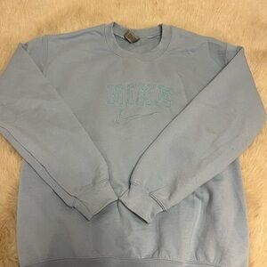 Gildan Men's Light Blue Crewneck Sweater